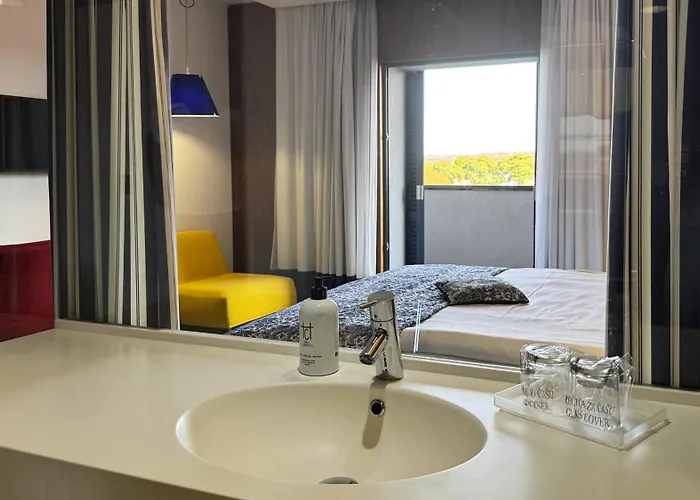 Hotel IN