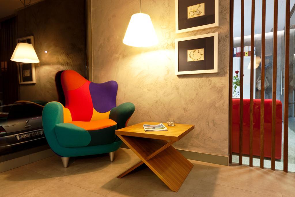 In Hotel Weißenburg
